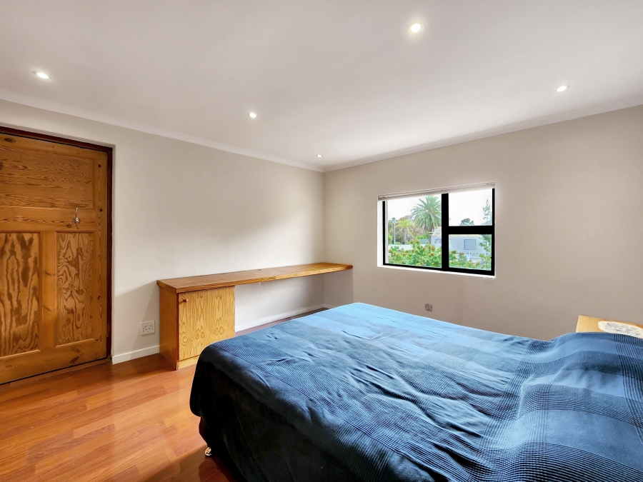 4 Bedroom Property for Sale in Rondebosch Western Cape